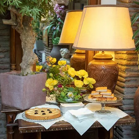 Barrett ホテル 3*